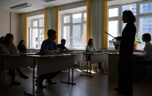 Russian school graduates take Unified State Exam in Russian language